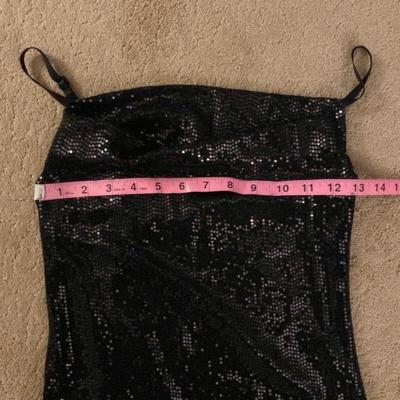 BEBE COWL‎ NECK SHIMMERY MAXI DRESS SIZE XS - Picture 4 of 11